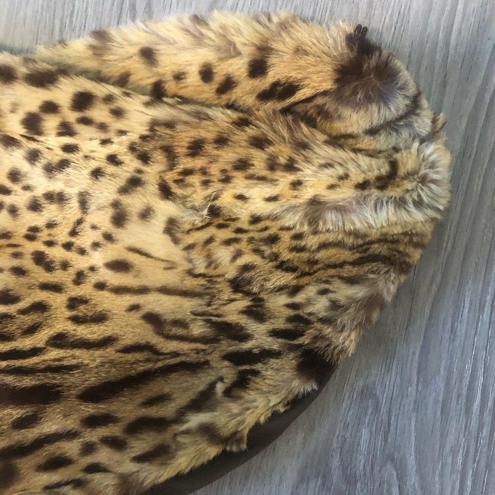 Real Leopard Fur Scarf - Golden Brown - Picture 4 of 10